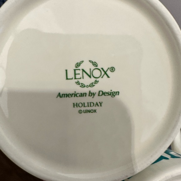 Lenox Color Change Mugs - Dashing Through the Snow and Fa La La La EUC - Picture 3 of 5